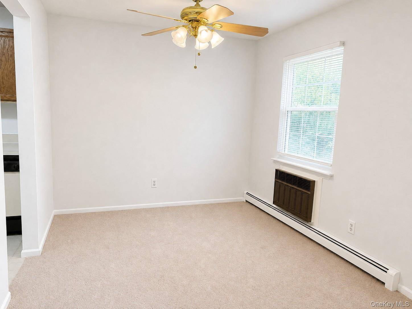 2 Bedroom Home for Sale in Harriman - New York - USA - 7