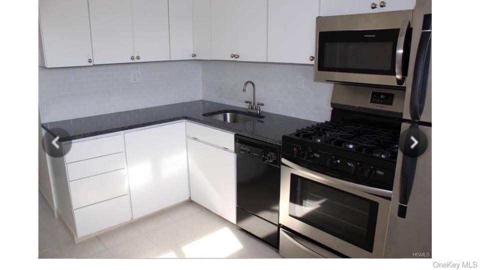 2 Bedroom Home for Sale in Harrison - New York - USA - 7
