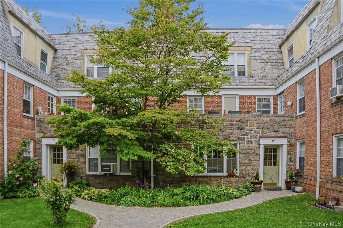 Apartamento de 2 Dormitorios en Venta en Hartsdale - Nueva York - EE. UU. - 2