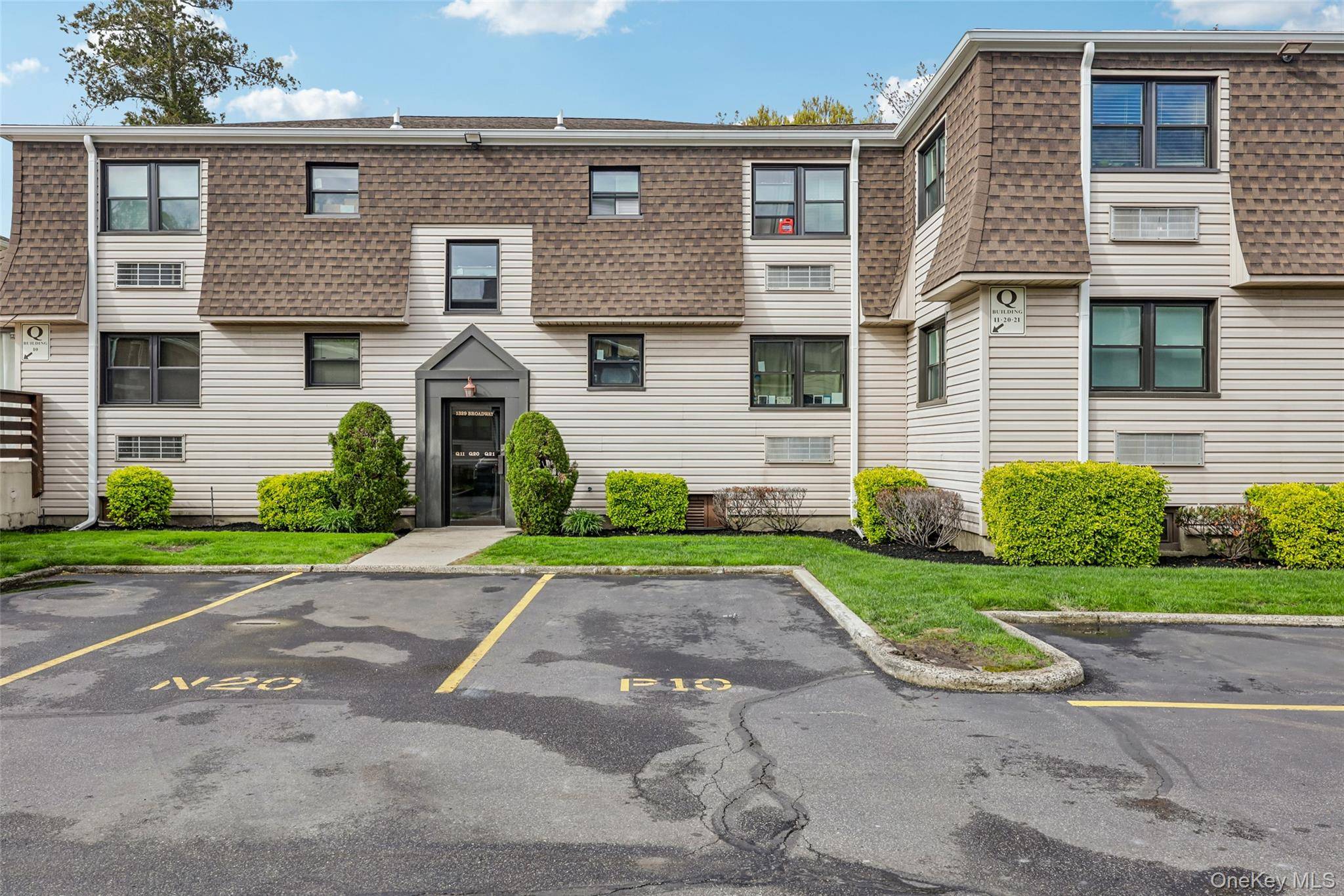 Apartamento de 2 Dormitorios en Venta en Hewlett - Nueva York - EE. UU. - 2