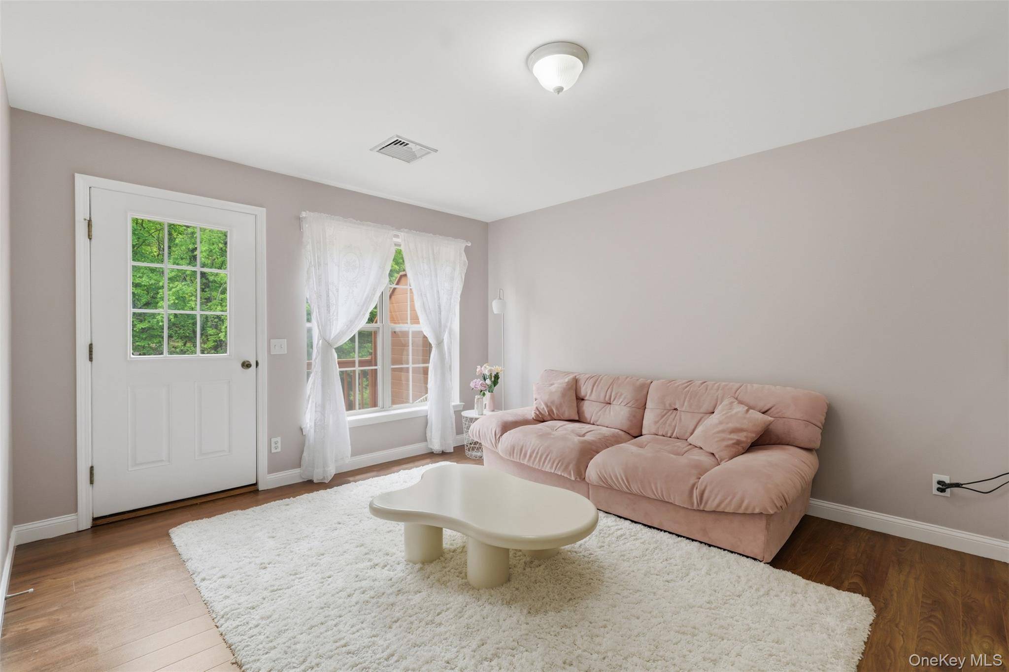 Apartamento com 2 Quartos à Venda em Highland - Nova Iorque - EUA - 2