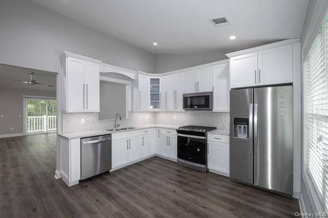 Apartamento com 2 Quartos à Venda em Holbrook - Nova Iorque - EUA - 4