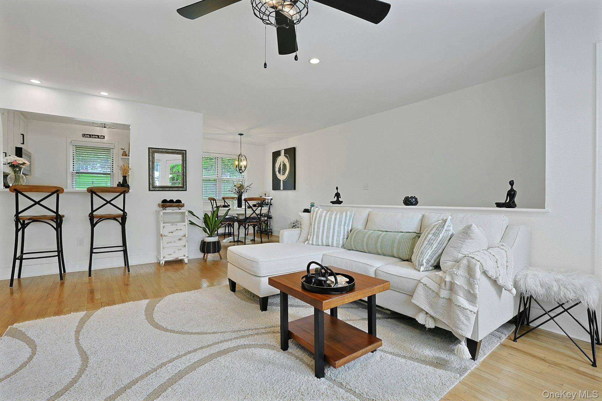 Apartamento com 2 Quartos à Venda em Irvington - Nova Iorque - EUA - 5