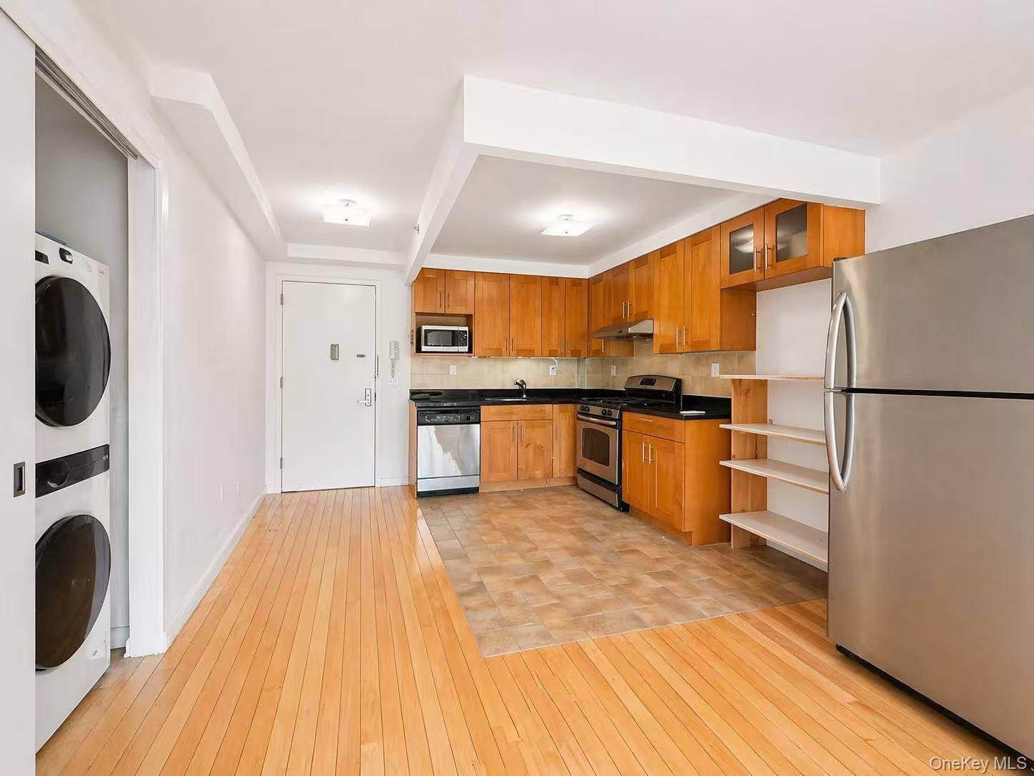 Apartamento com 2 Quartos à Venda em Jackson Heights - Nova Iorque - EUA - 1
