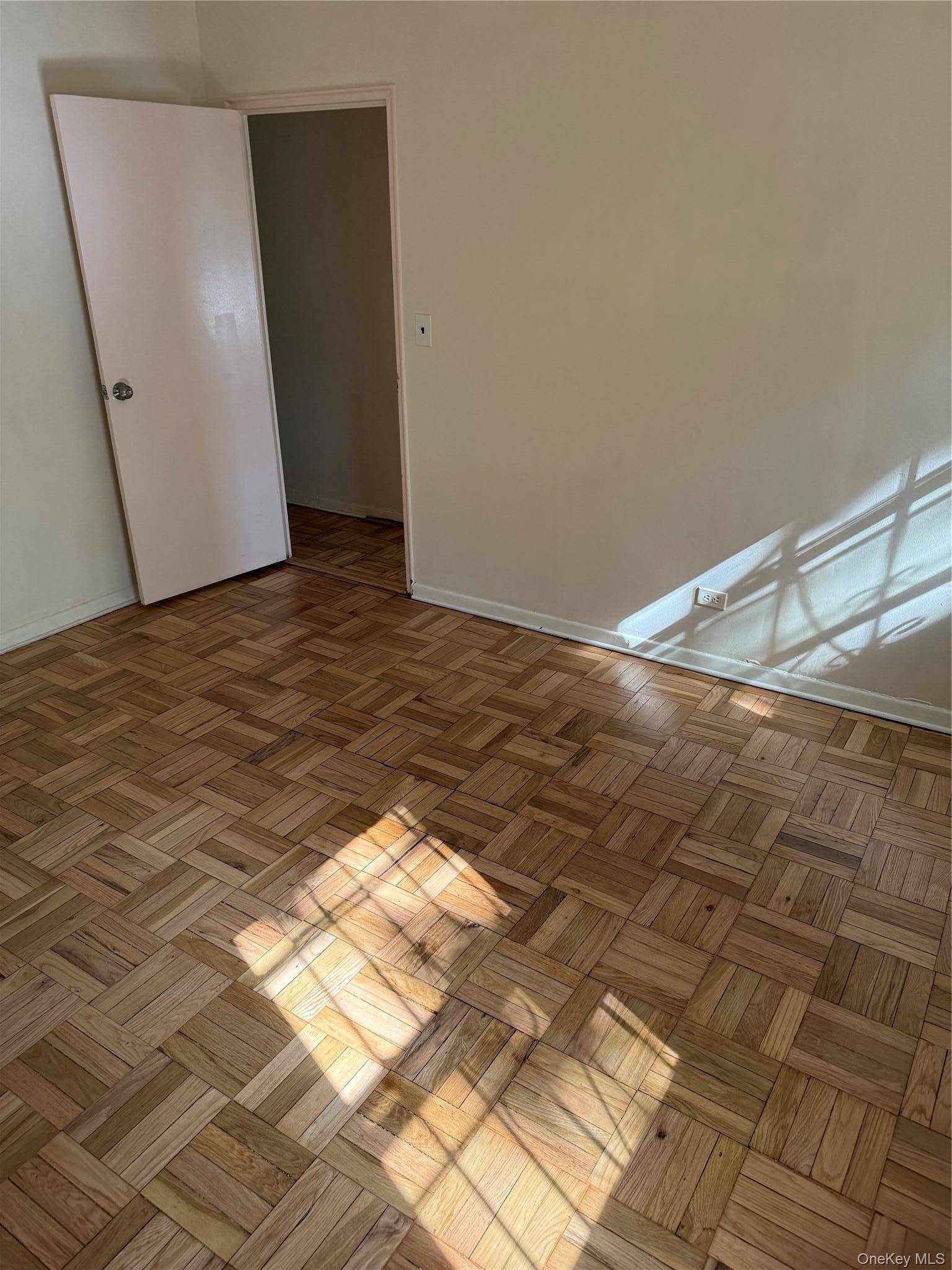 Apartamento com 2 Quartos à Venda em Jamaica - Nova Iorque - EUA - 4