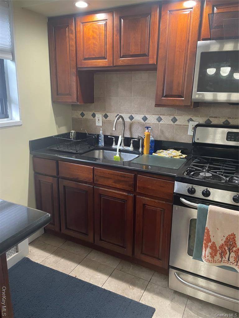 Apartamento com 2 Quartos à Venda em Kew Garden Hills - Nova Iorque - EUA - 5
