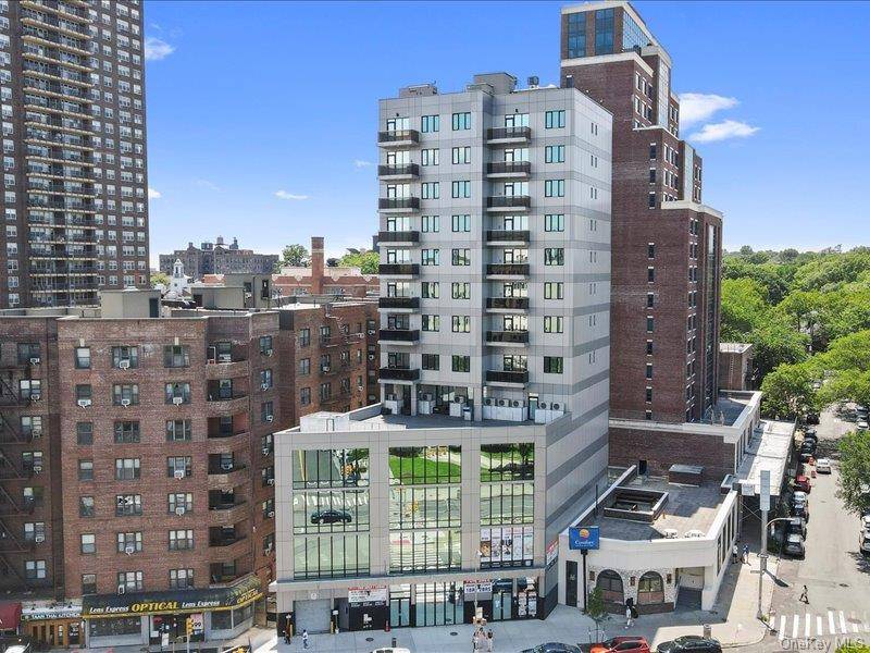 Apartamento com 2 Quartos à Venda em Kew Gardens - Nova Iorque - EUA - 1