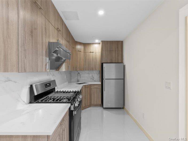 Apartamento com 2 Quartos à Venda em Kew Gardens - Nova Iorque - EUA - 7