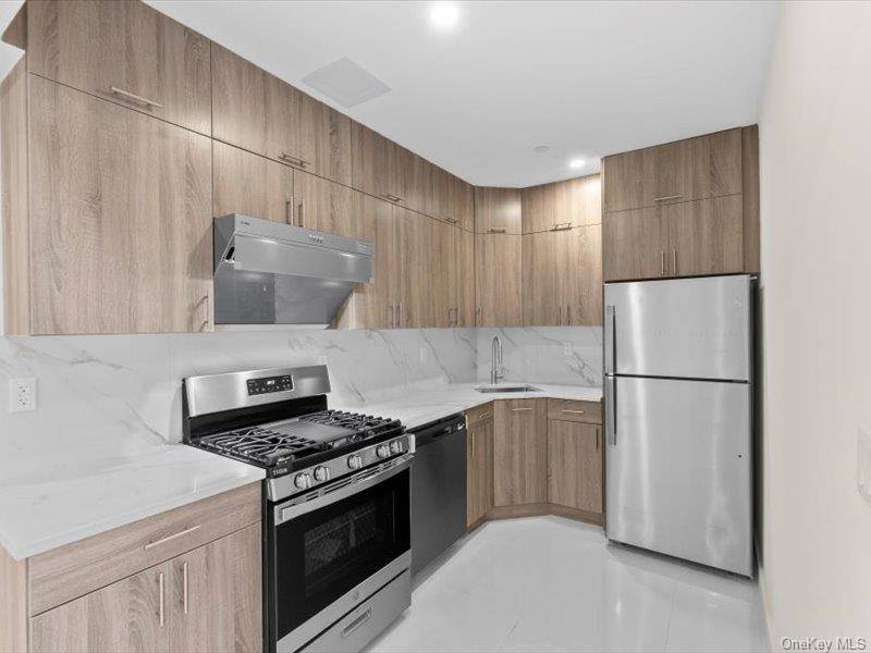 Apartamento com 2 Quartos à Venda em Kew Gardens - Nova Iorque - EUA - 7