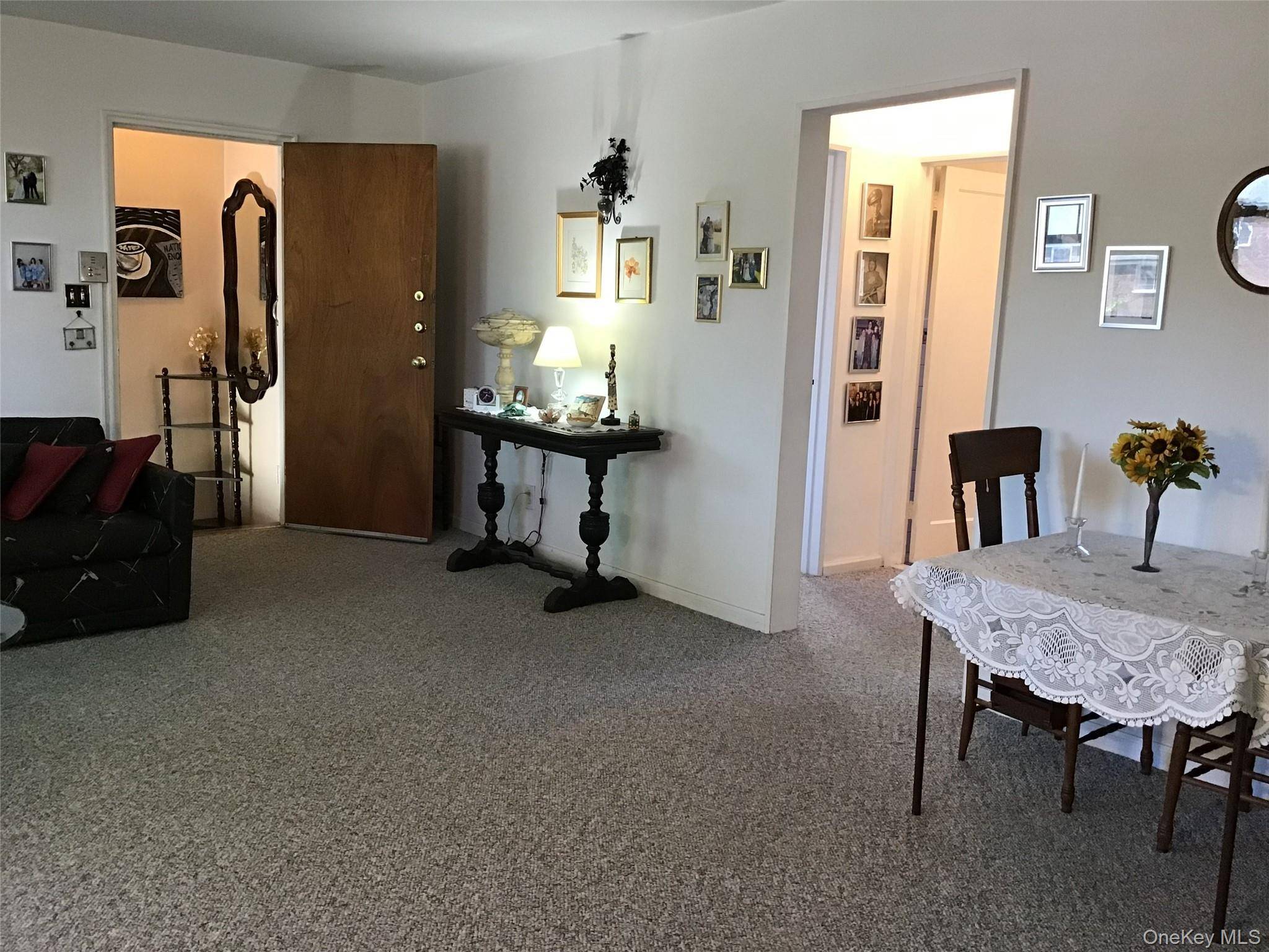 Apartamento de 2 Dormitorios en Venta en Little Neck - Nueva York - EE. UU. - 7