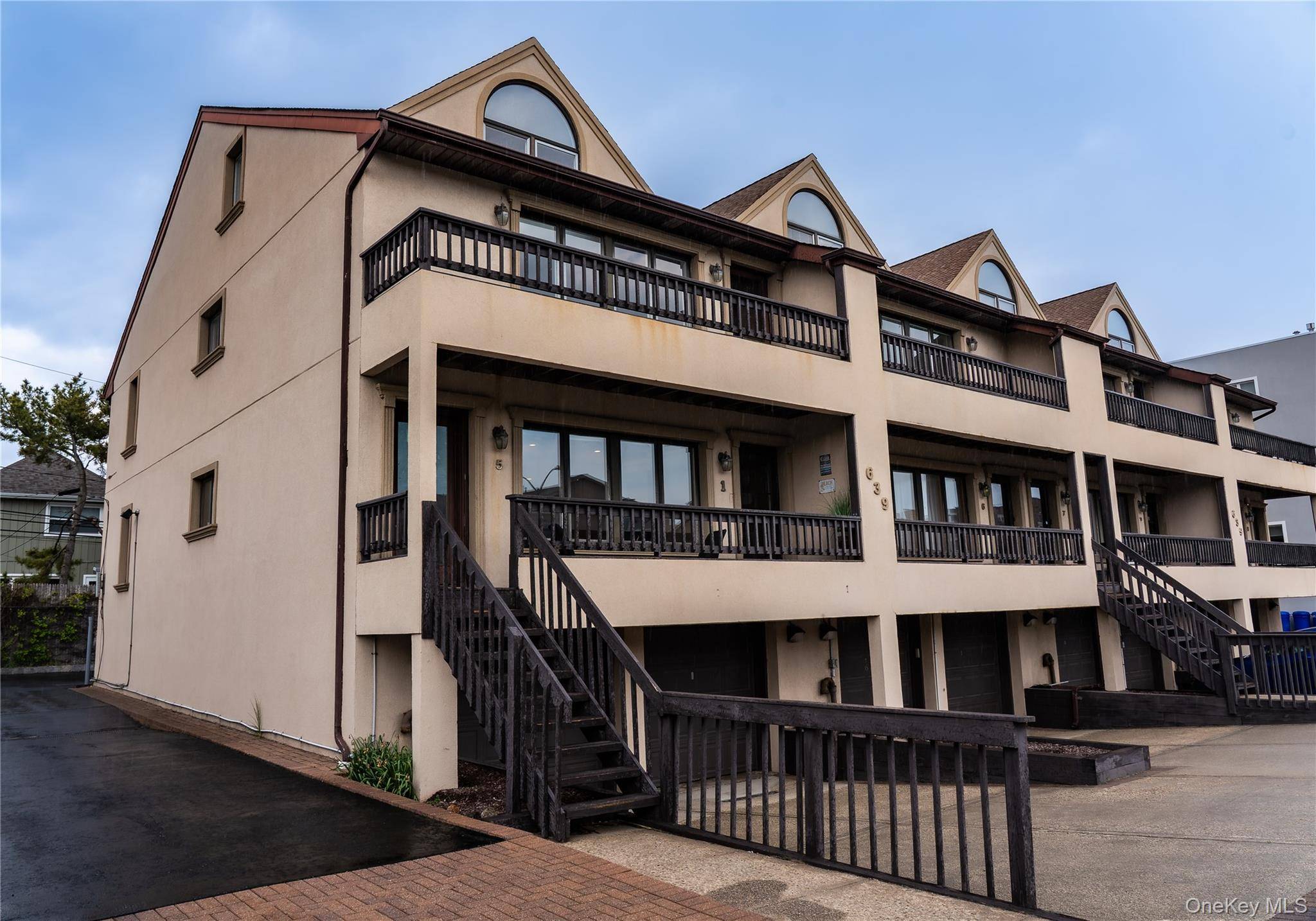 Apartamento com 2 Quartos à Venda em Long Beach - Nova Iorque - EUA - 1