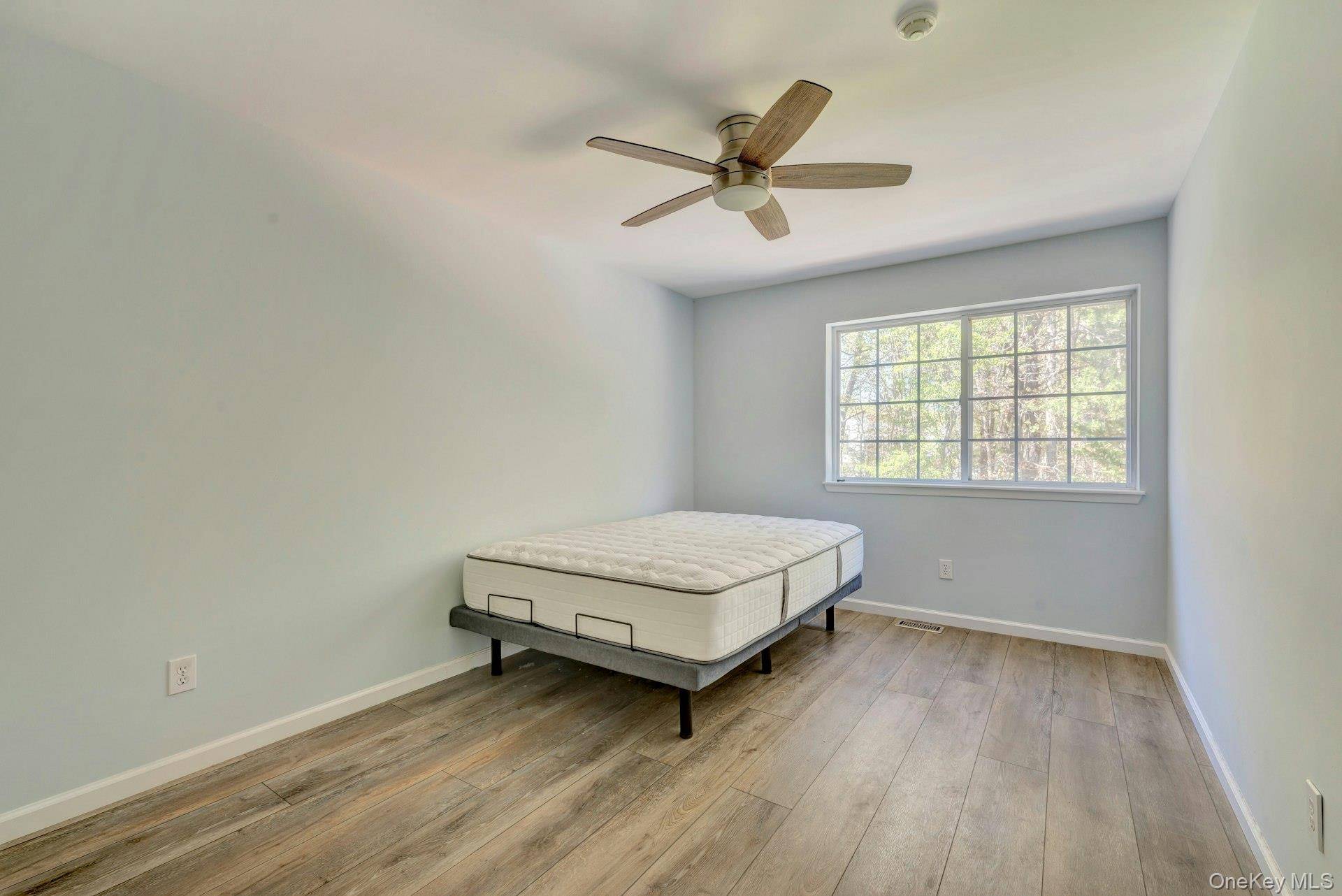 Apartamento com 2 Quartos à Venda em Manorville - Nova Iorque - EUA - 8