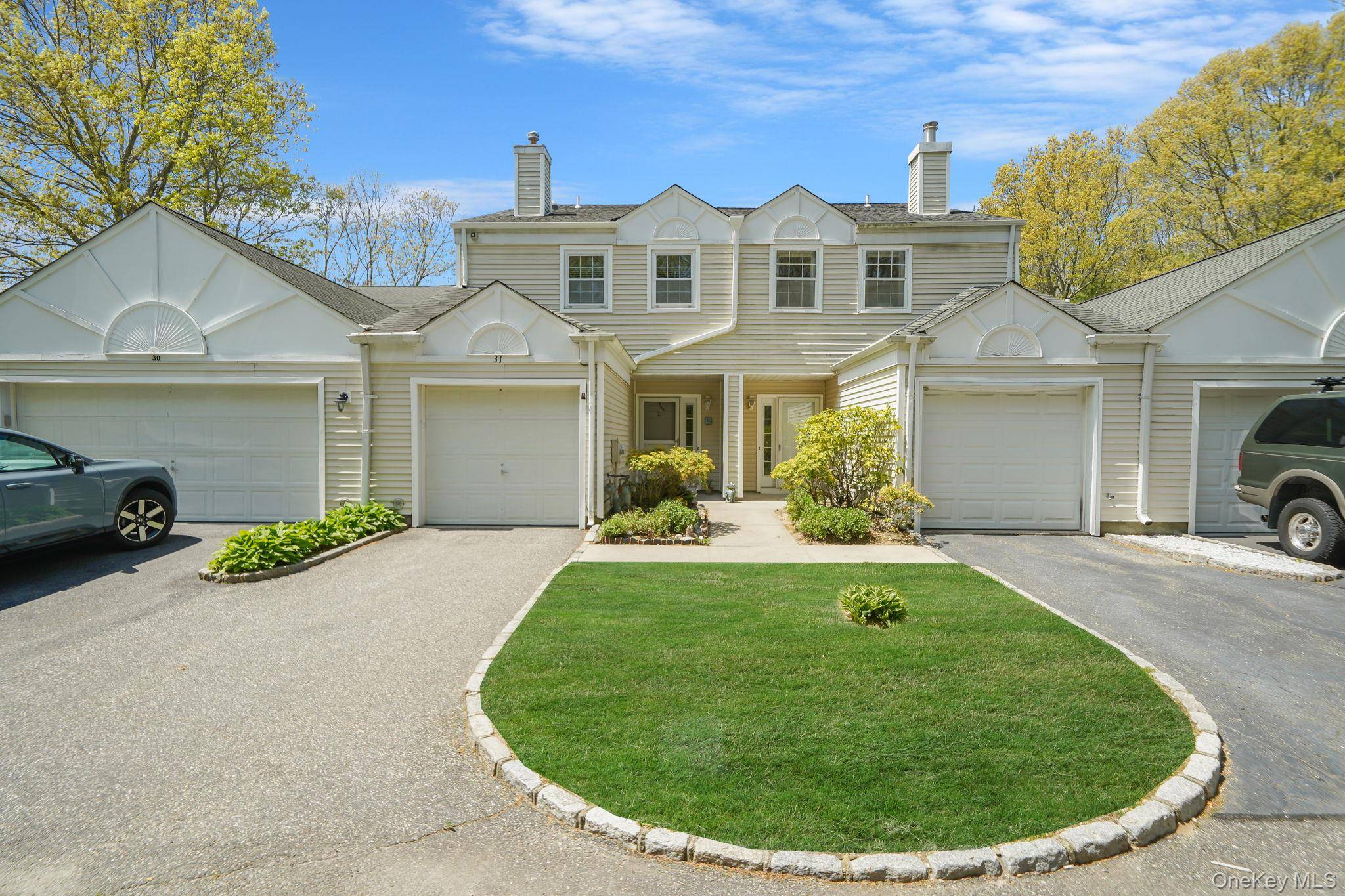 Apartamento de 2 Dormitorios en Venta en Manorville - Nueva York - EE. UU. - 1