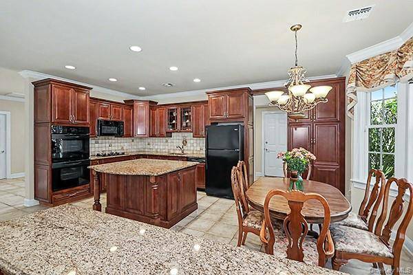 Apartamento de 2 Dormitorios en Venta en Melville - Nueva York - EE. UU. - 8