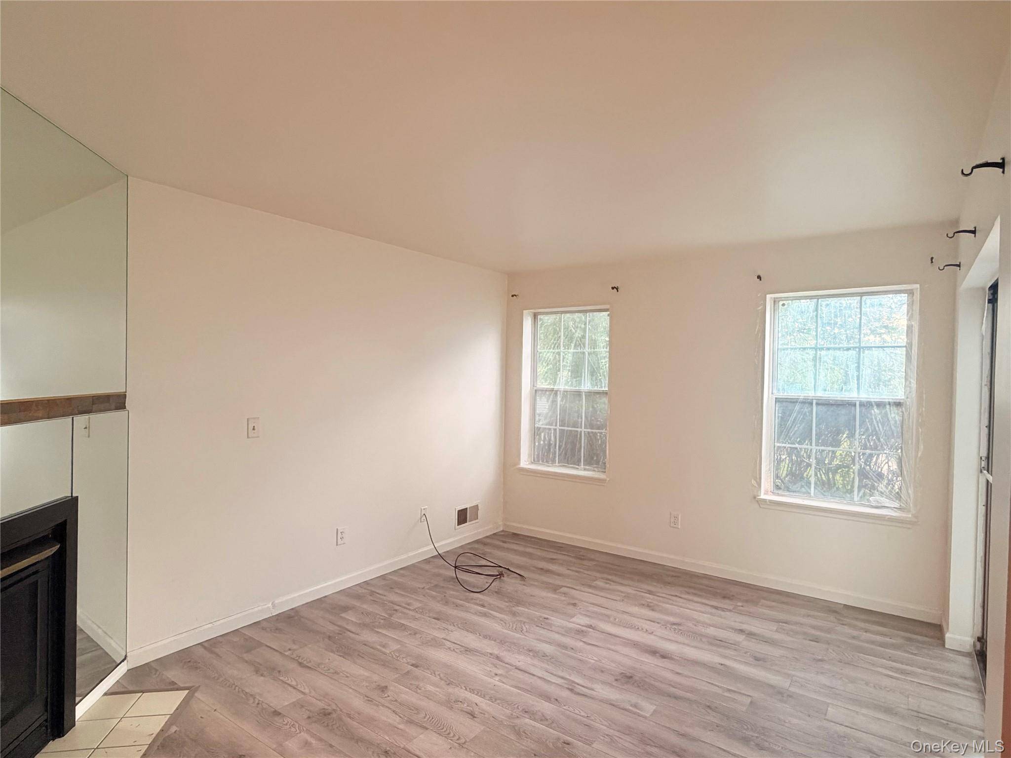 2 Bedroom Home for Sale in Middletown - New York - USA - 4