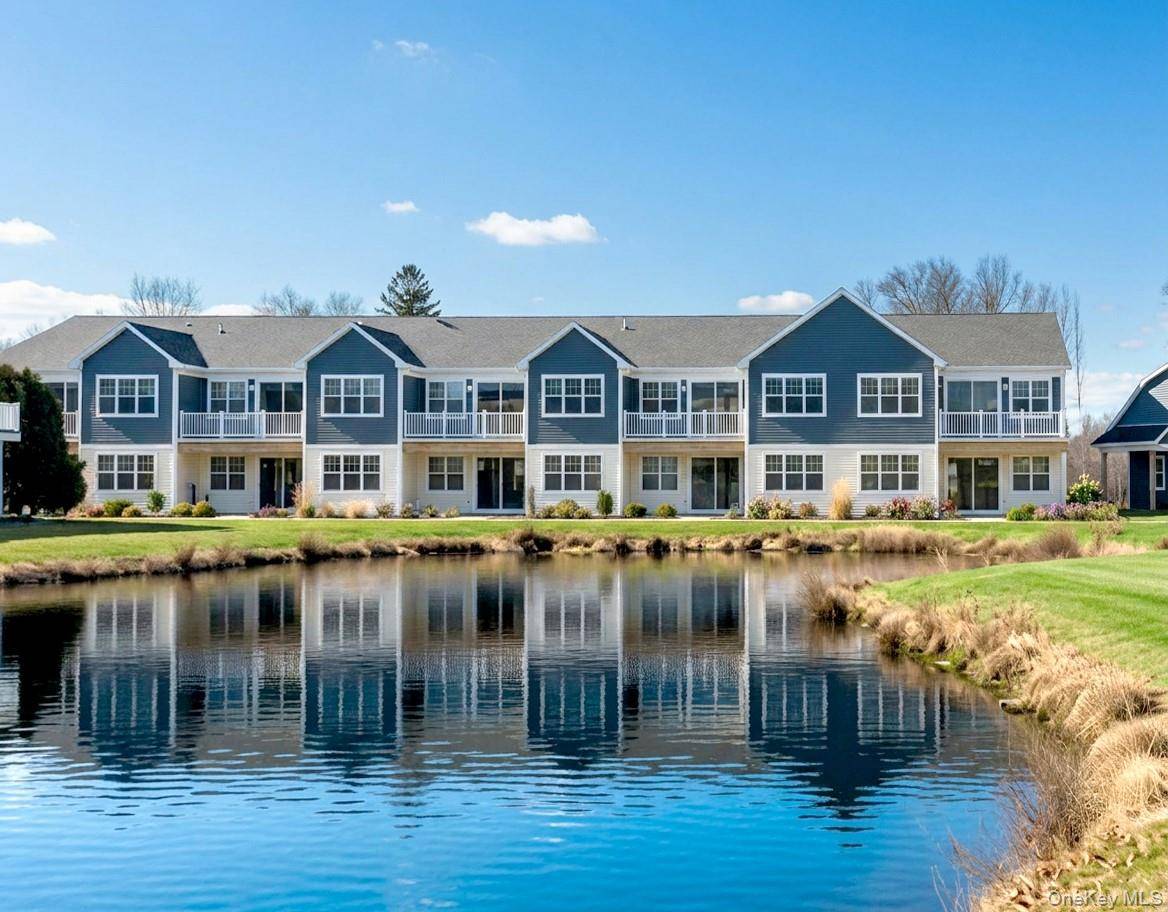 Apartamento com 2 Quartos à Venda em Moriches - Nova Iorque - EUA - 1
