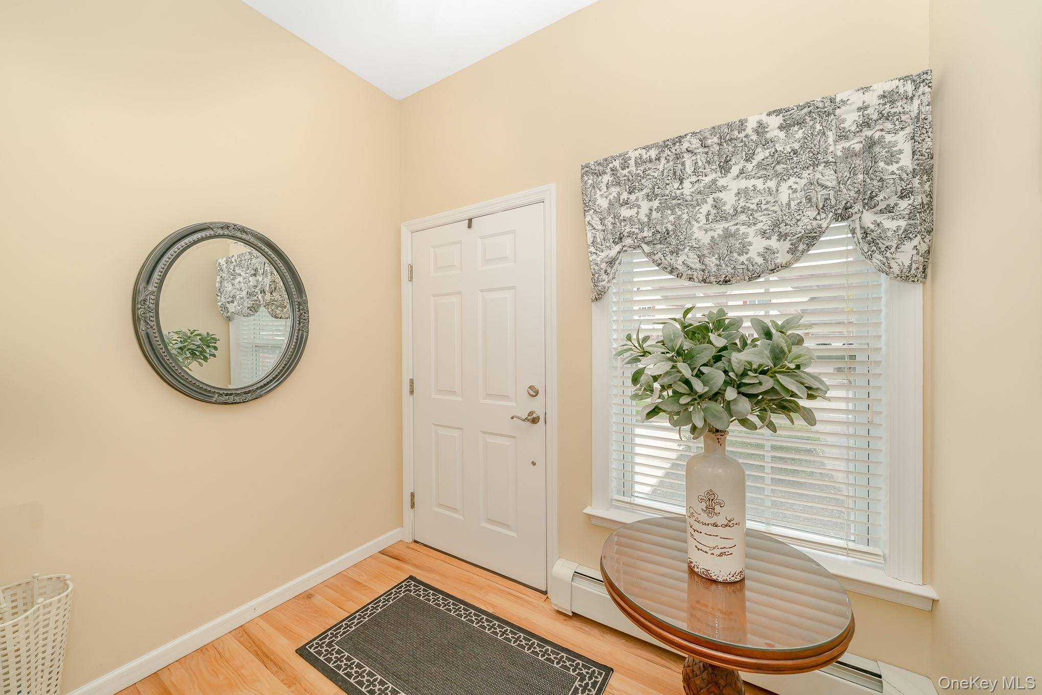 2 Bedroom Home for Sale in Mount Sinai - New York - USA - 6