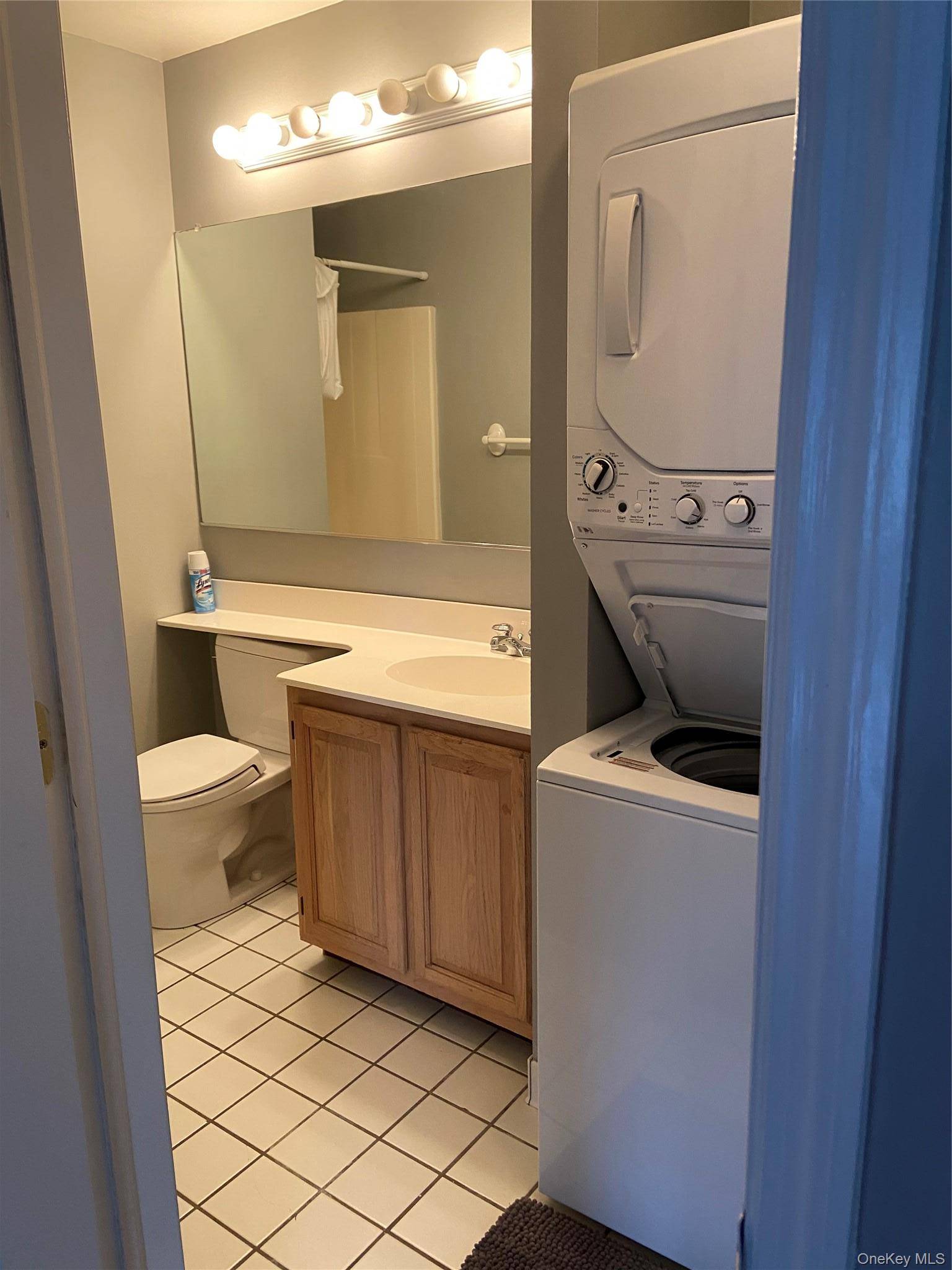 Apartamento de 2 Dormitorios en Venta en New Windsor - Nueva York - EE. UU. - 8