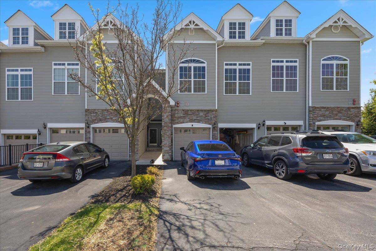 2 Bedroom Home for Sale in New Windsor - New York - USA - 1