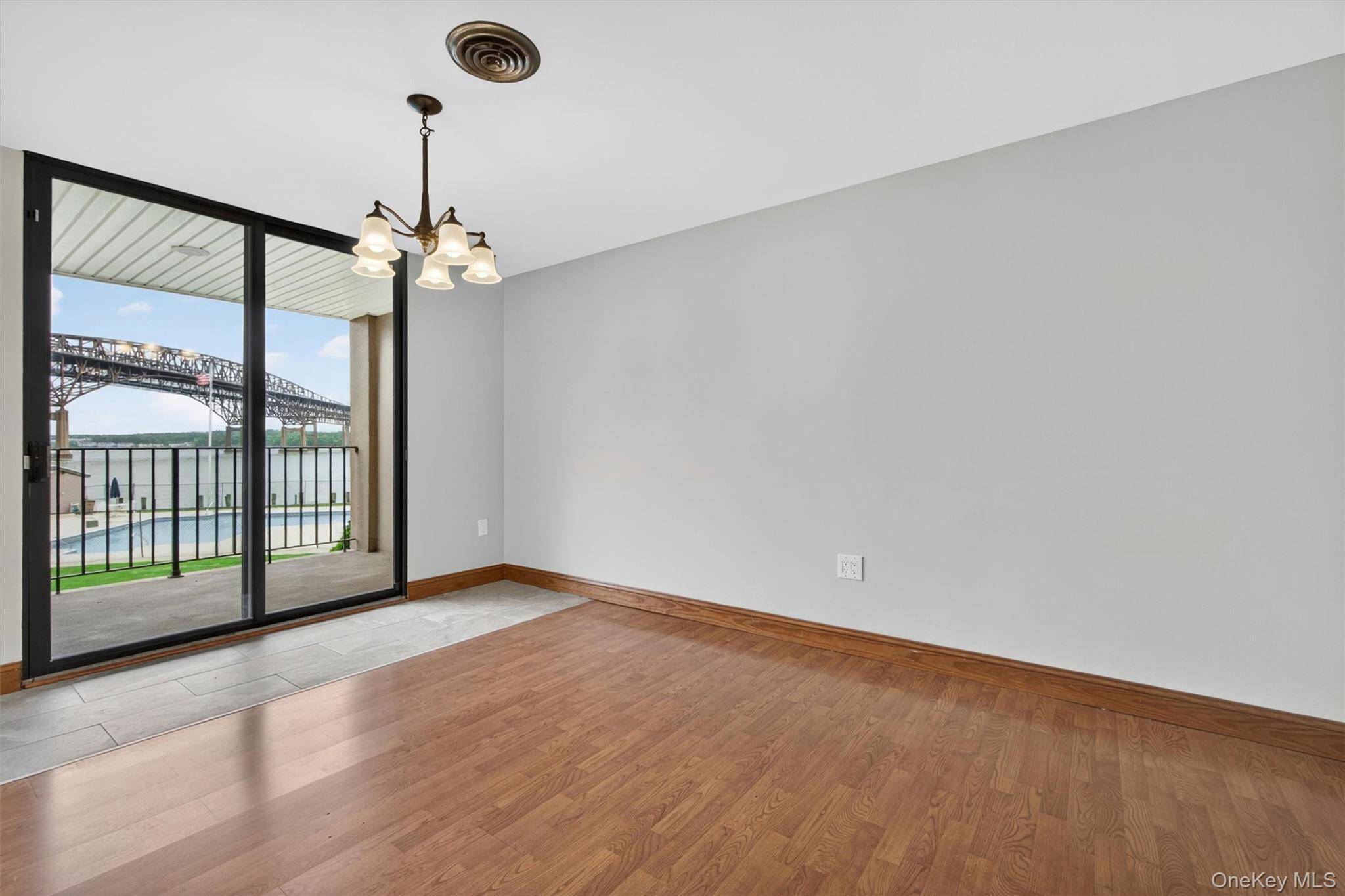 2 Bedroom Home for Sale in Newburgh - New York - USA - 7