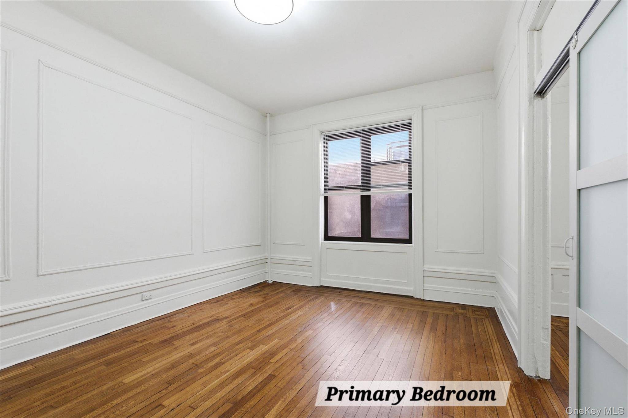 2 Bedroom Home for Sale in New York - Manhattan - New York - USA - 3
