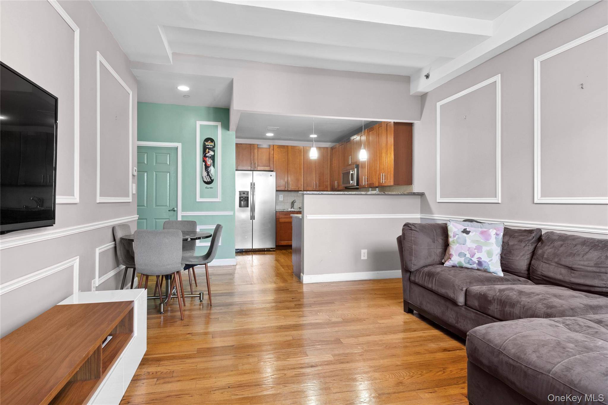 2 Bedroom Home for Sale in New York - Manhattan - New York - USA - 2