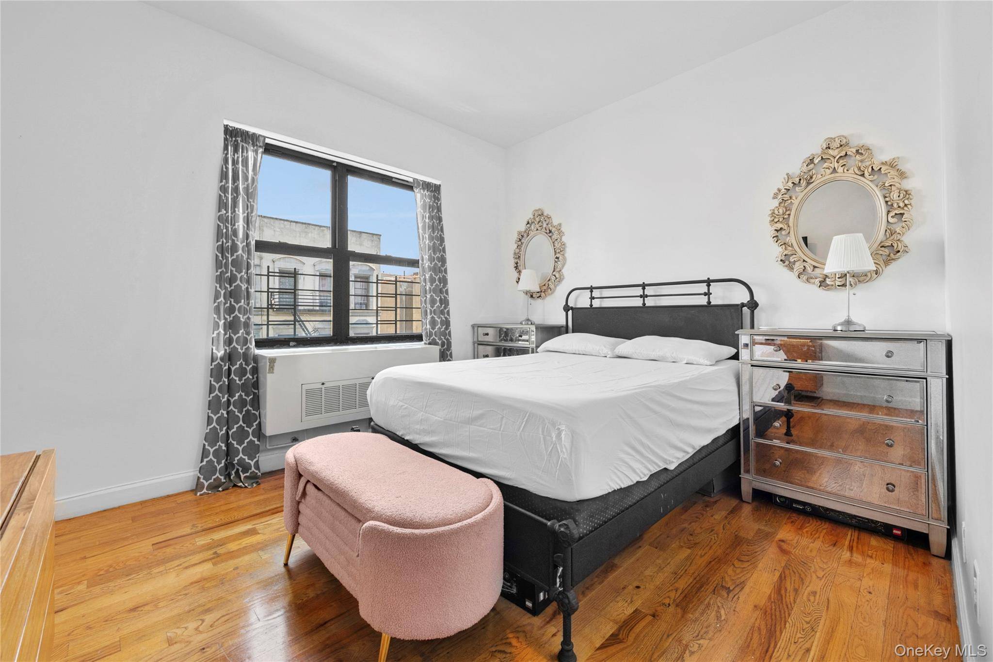 2 Bedroom Home for Sale in New York - Manhattan - New York - USA - 4