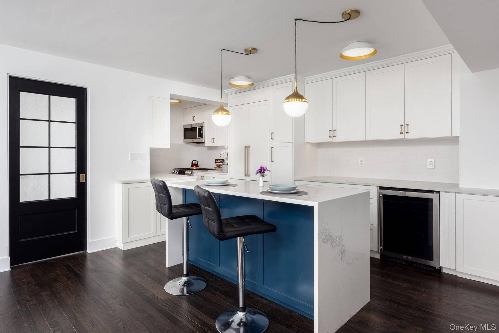 2 Bedroom Home for Sale in New York - Manhattan - New York - USA - 3