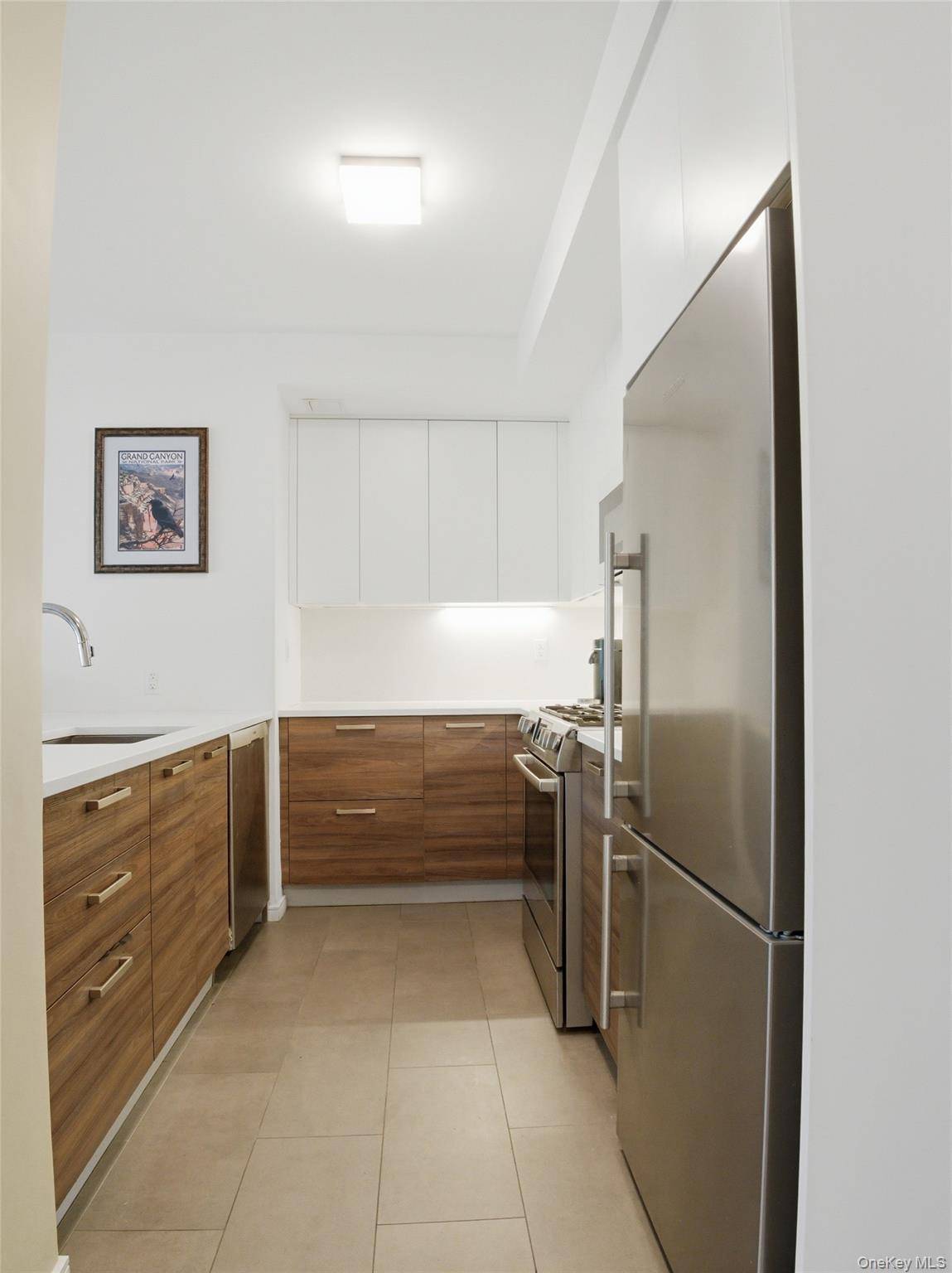 2 Bedroom Home for Sale in New York - Manhattan - New York - USA - 8