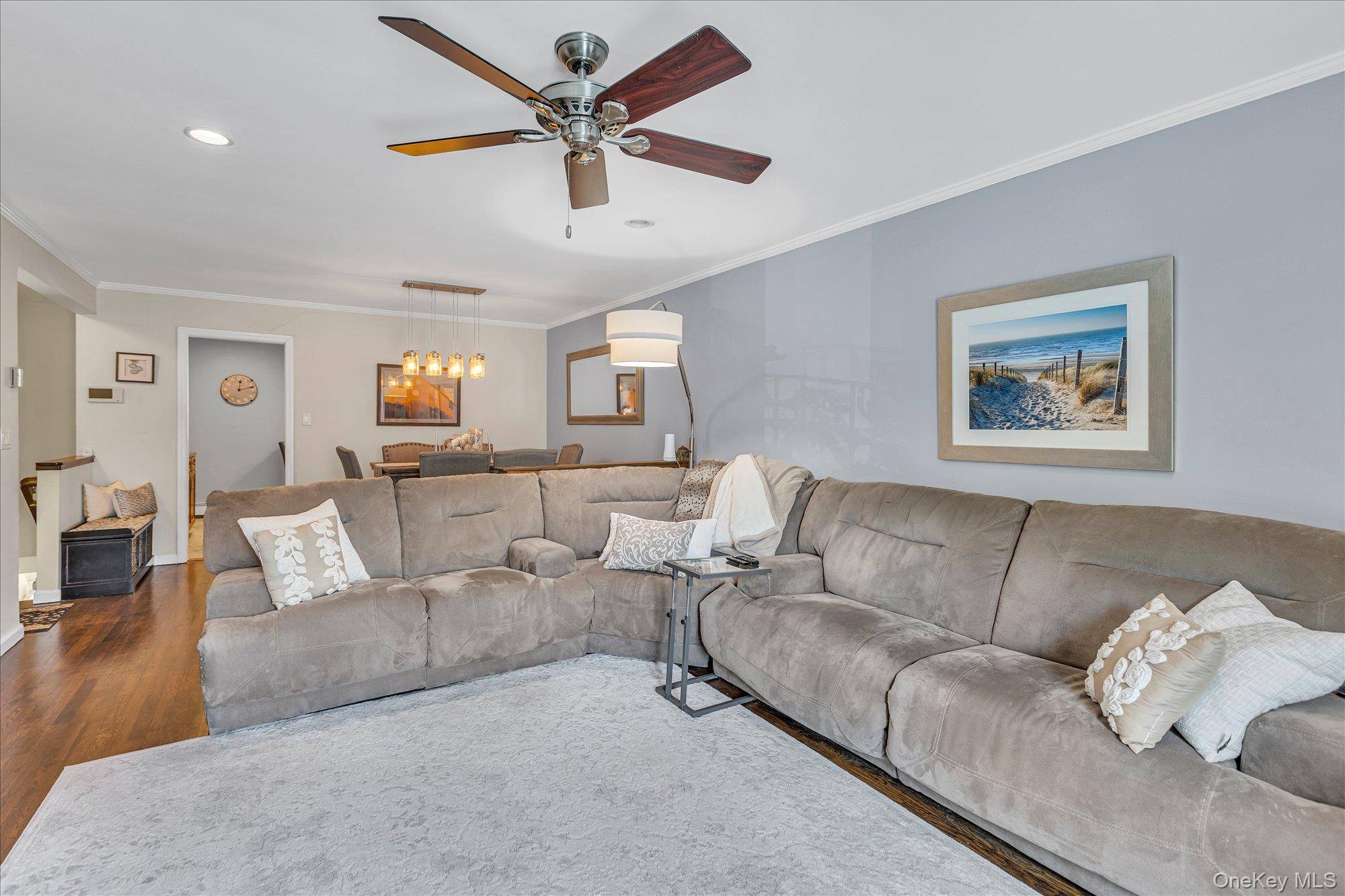 Apartamento com 2 Quartos à Venda em Oakdale - Nova Iorque - EUA - 3