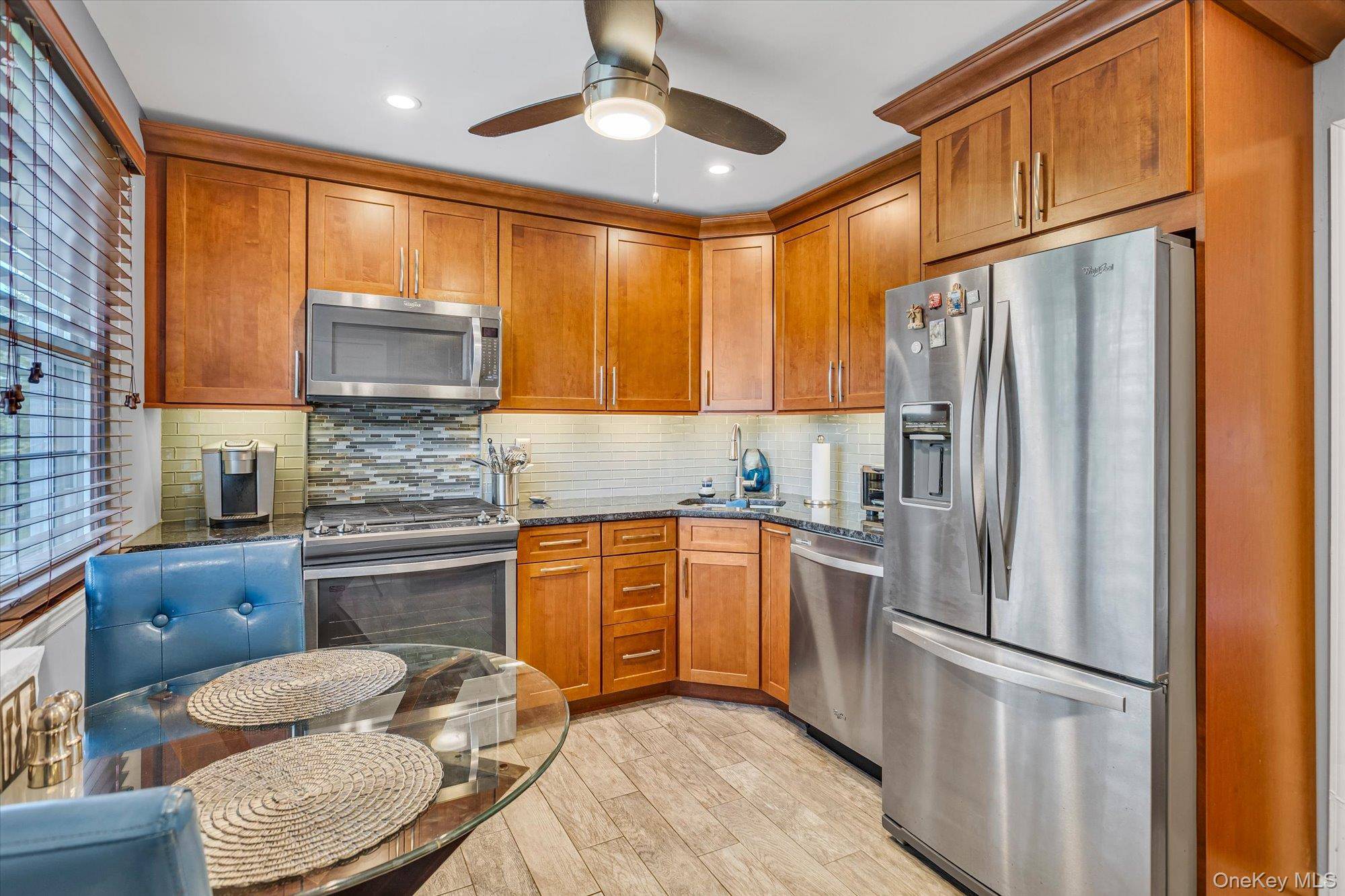 Apartamento com 2 Quartos à Venda em Oakdale - Nova Iorque - EUA - 6