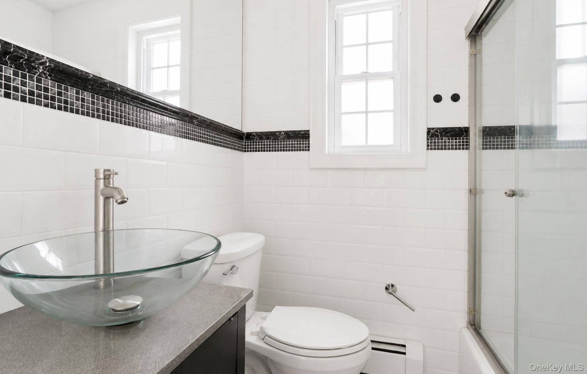 Apartamento com 2 Quartos à Venda em Oakland Gardens - Nova Iorque - EUA - 5
