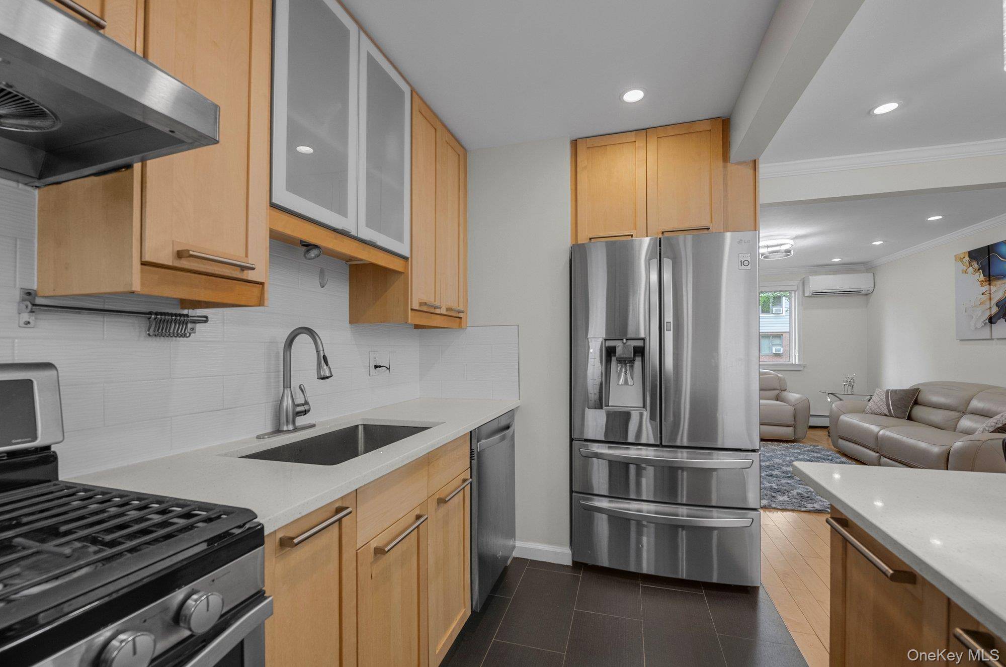 Apartamento de 2 Dormitorios en Venta en Oakland Gardens - Nueva York - EE. UU. - 6