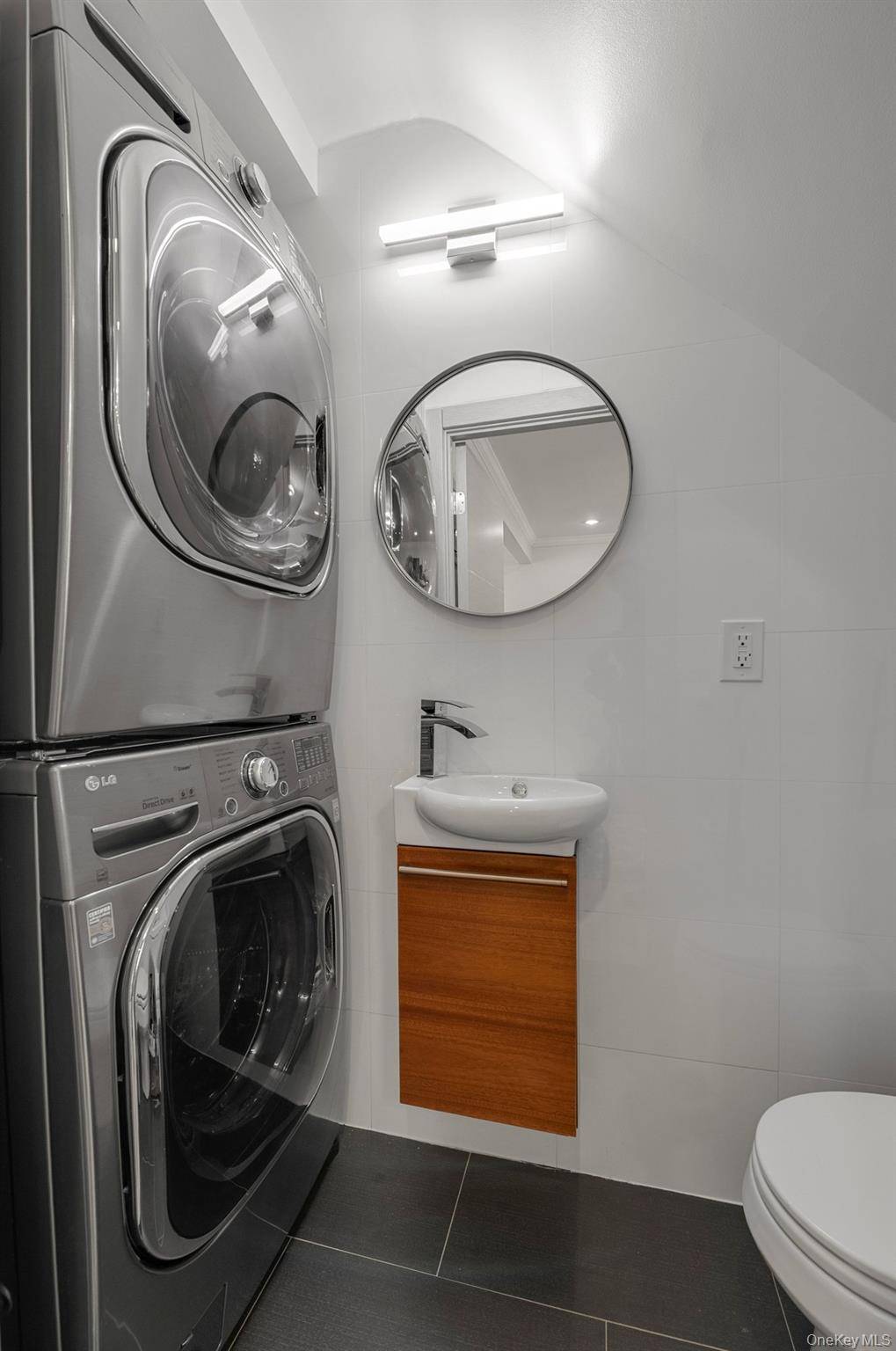 Apartamento de 2 Dormitorios en Venta en Oakland Gardens - Nueva York - EE. UU. - 7