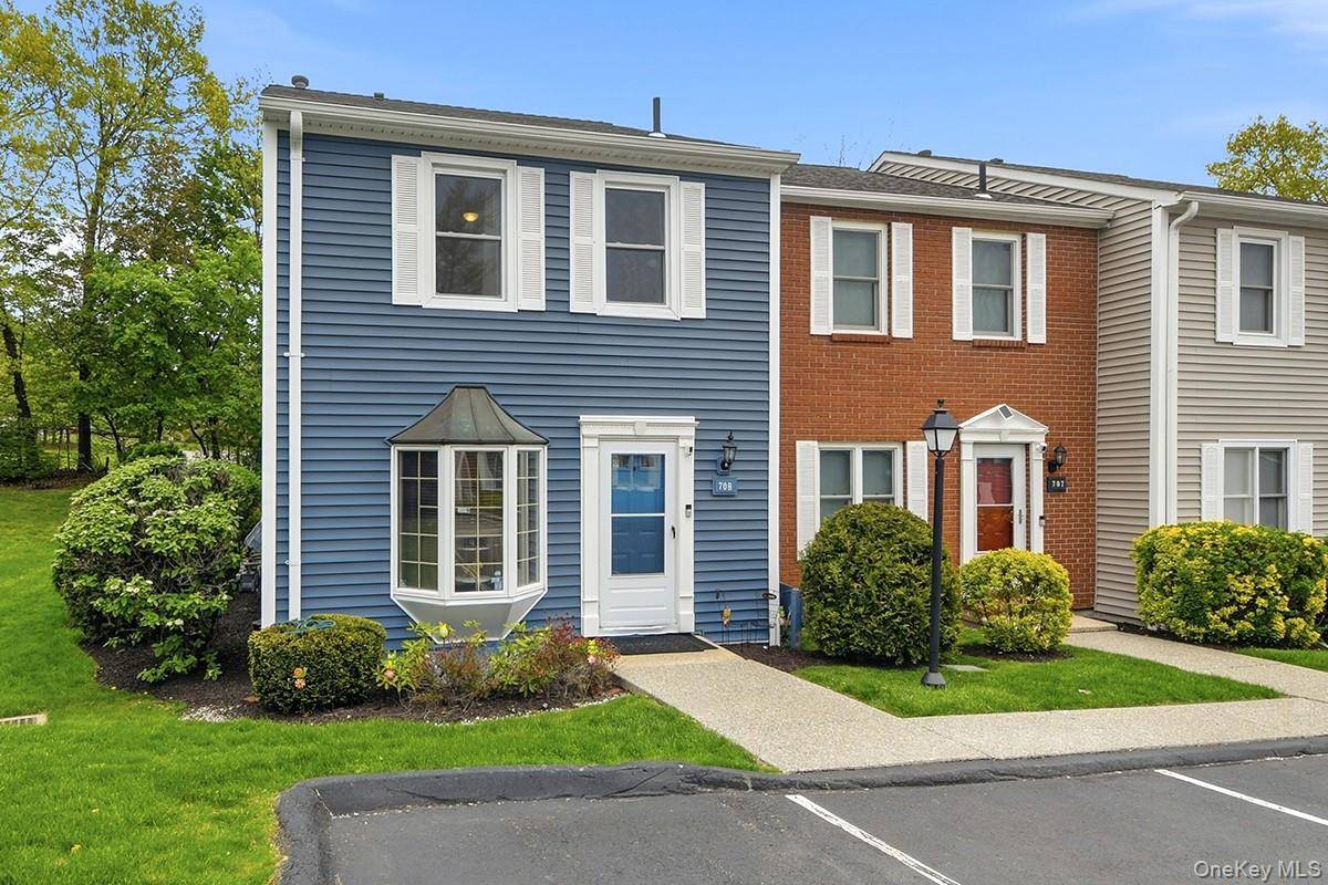 Apartamento de 2 Dormitorios en Venta en Peekskill - Nueva York - EE. UU. - 1