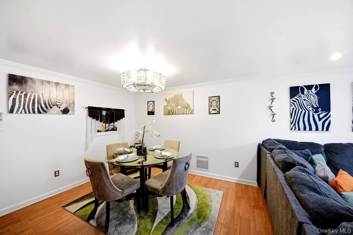 Apartamento de 2 Dormitorios en Venta en Peekskill - Nueva York - EE. UU. - 5