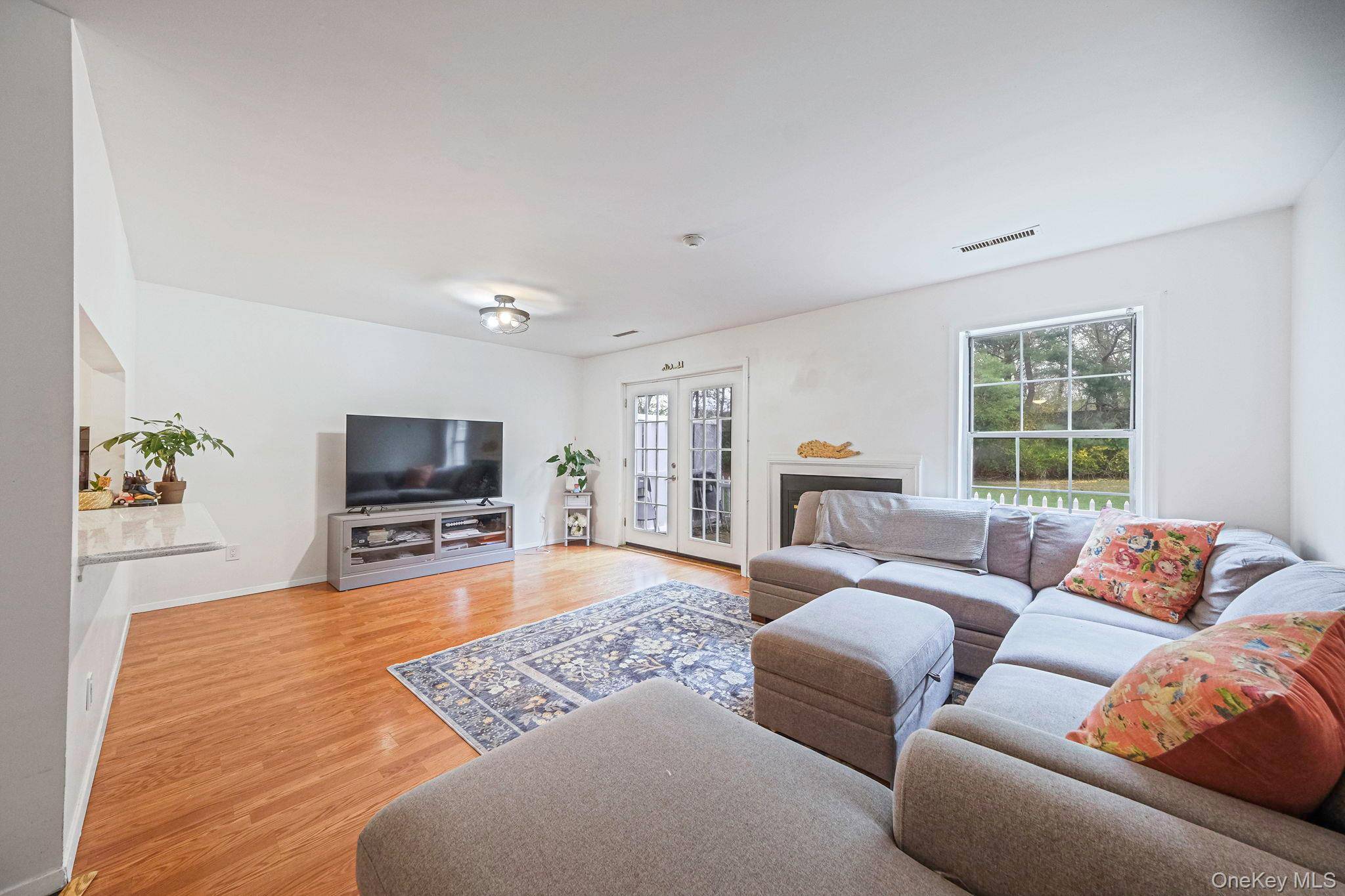 Apartamento de 2 Dormitorios en Venta en Port Jefferson - Nueva York - EE. UU. - 3