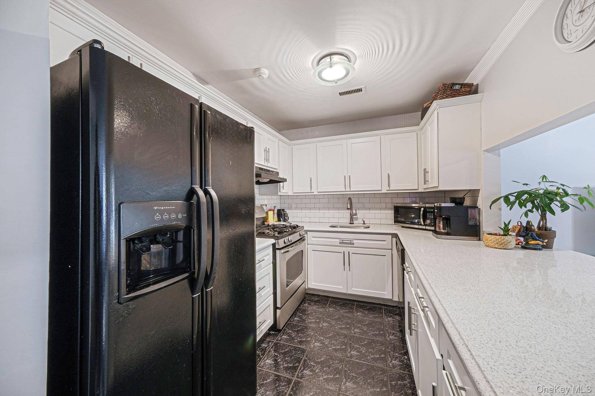Apartamento de 2 Dormitorios en Venta en Port Jefferson - Nueva York - EE. UU. - 8