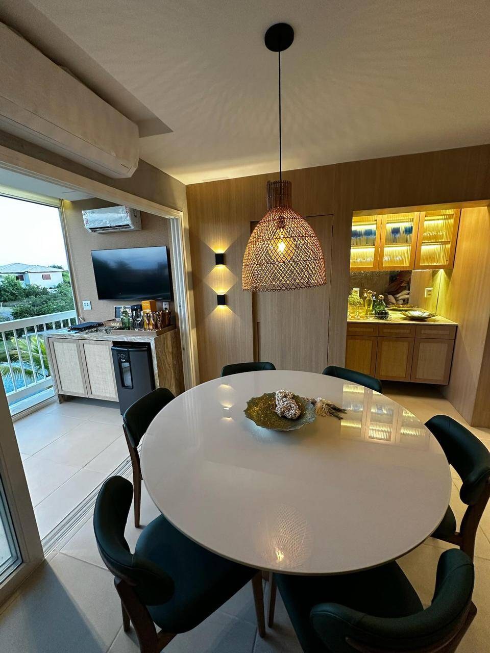 Apartamento com 2 Quartos à Venda em Praia do Forte - Bahia - Brasil - 7