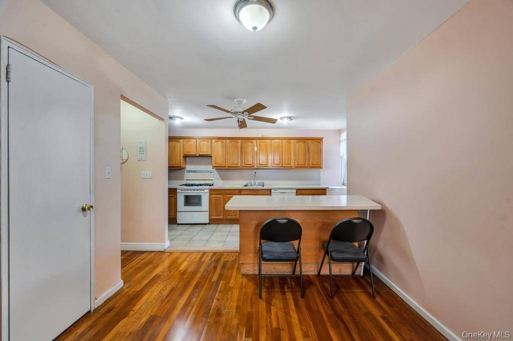 Apartamento com 2 Quartos à Venda em Rego Park - Nova Iorque - EUA - 8