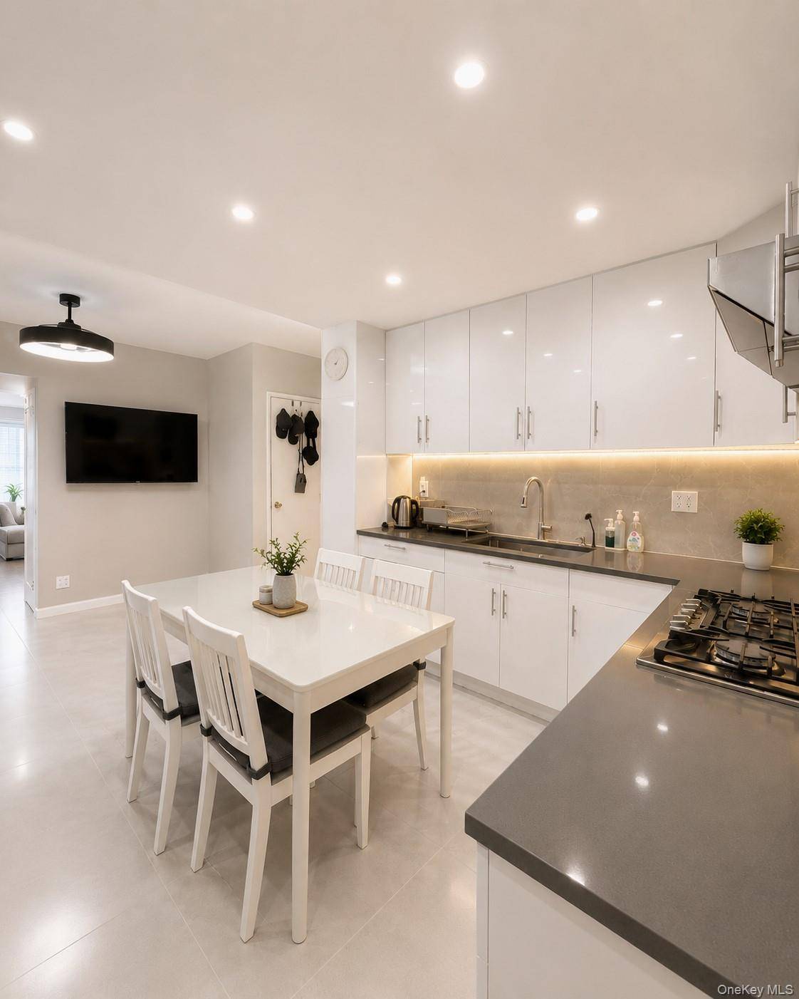 Apartamento com 2 Quartos à Venda em Rego Park - Nova Iorque - EUA - 7