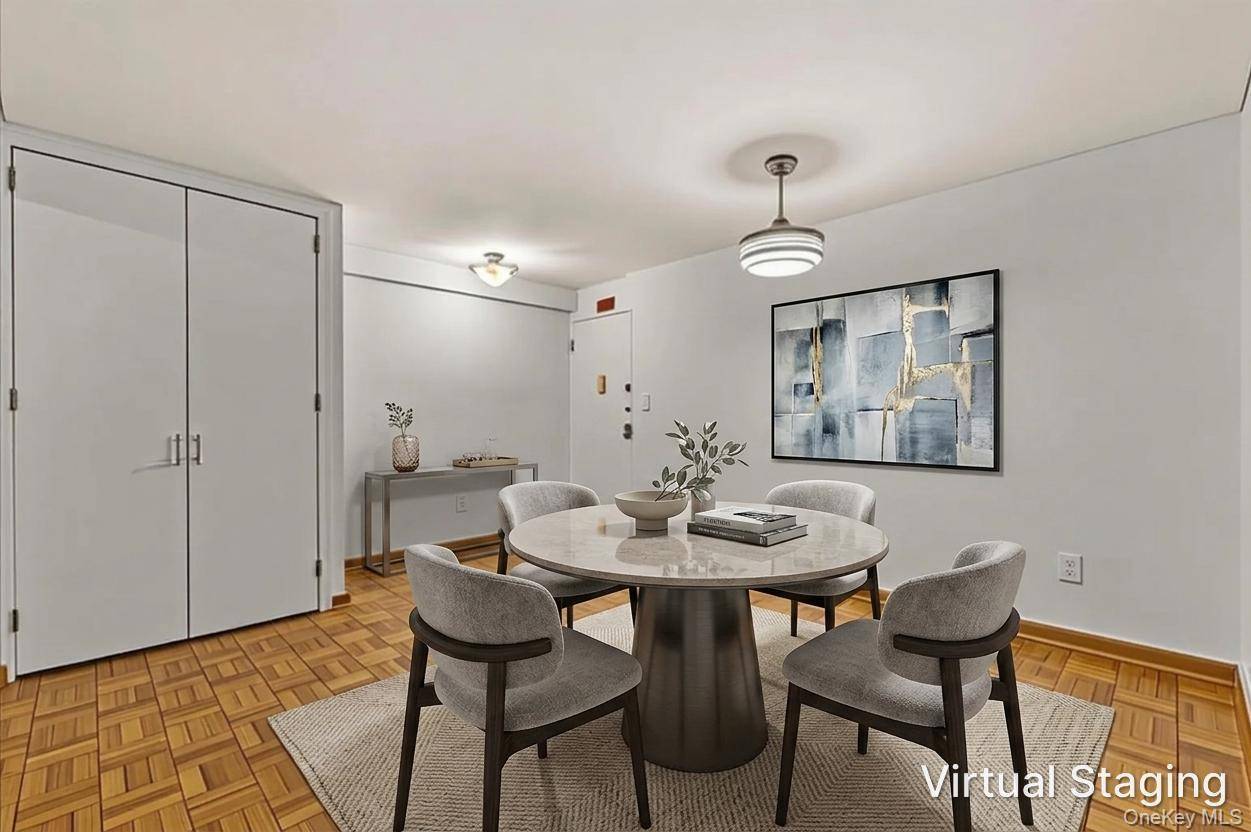 Apartamento com 2 Quartos à Venda em Rego Park - Nova Iorque - EUA - 5