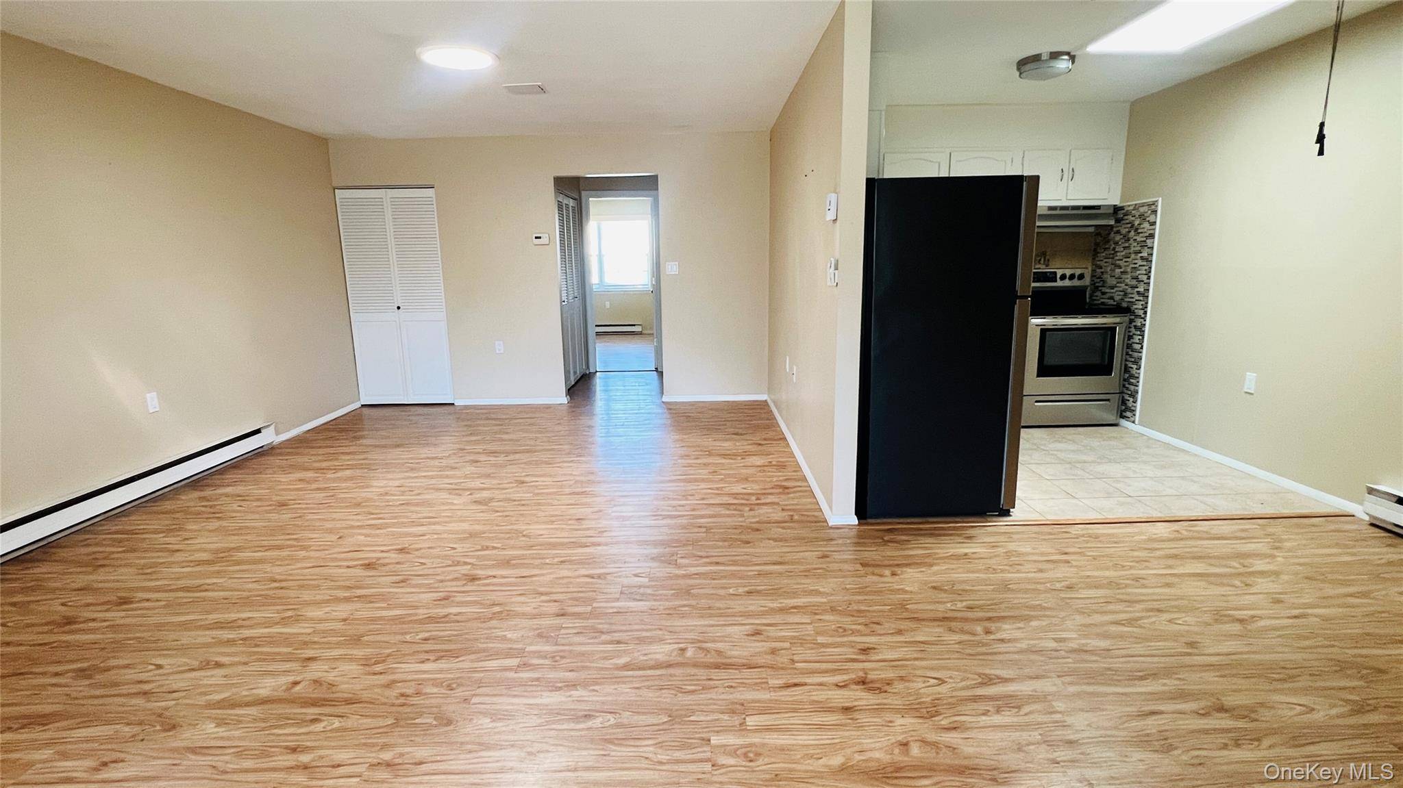 Apartamento de 2 Dormitorios en Venta en Ridge - Nueva York - EE. UU. - 8