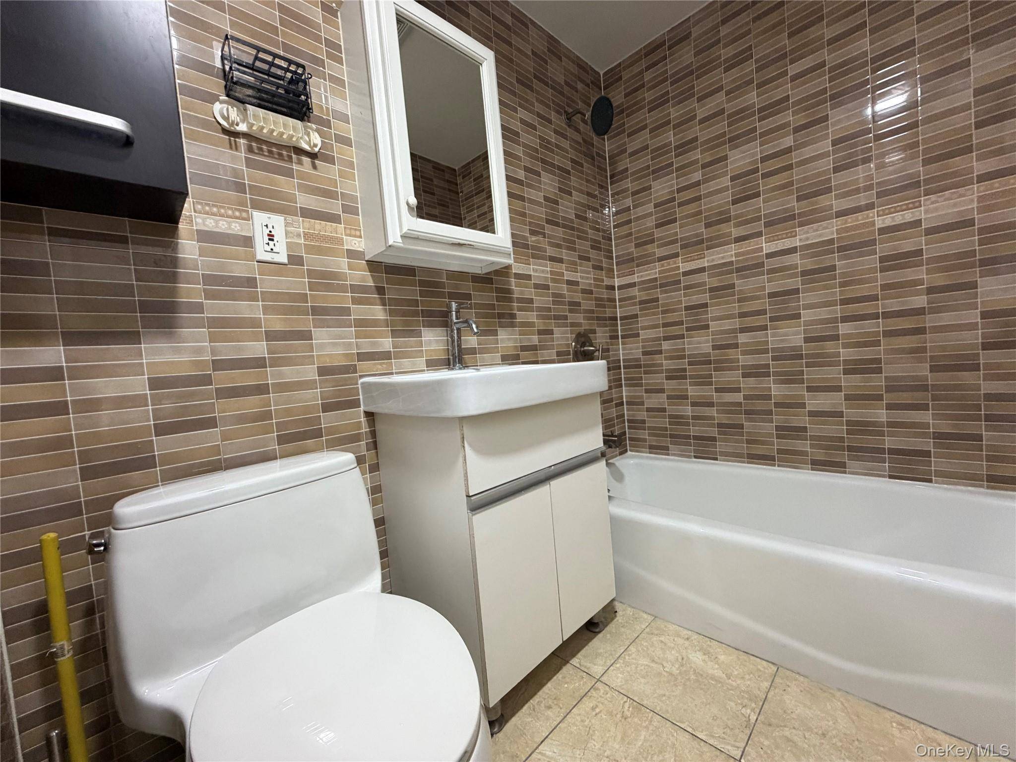 Apartamento com 2 Quartos à Venda em Ridgewood - Nova Iorque - EUA - 5