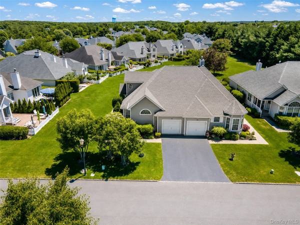 Apartamento com 2 Quartos à Venda em Riverhead - Nova Iorque - EUA - 3