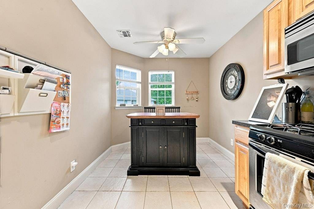 Apartamento com 2 Quartos à Venda em Riverhead - Nova Iorque - EUA - 5