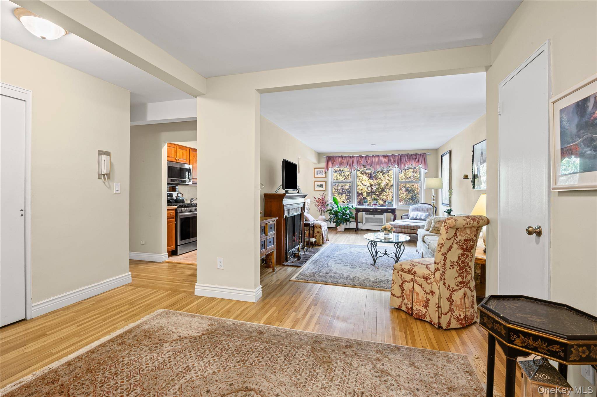 Apartamento com 2 Quartos à Venda em Rockville Centre - Nova Iorque - EUA - 3