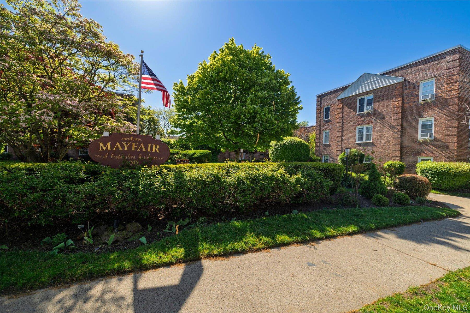 Apartamento com 2 Quartos à Venda em Rockville Centre - Nova Iorque - EUA - 1