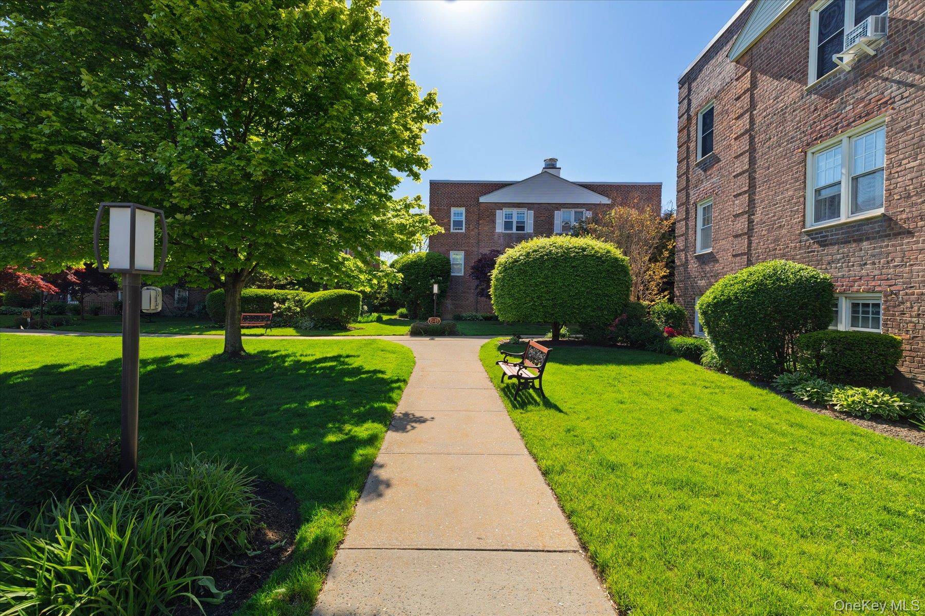 Apartamento com 2 Quartos à Venda em Rockville Centre - Nova Iorque - EUA - 3