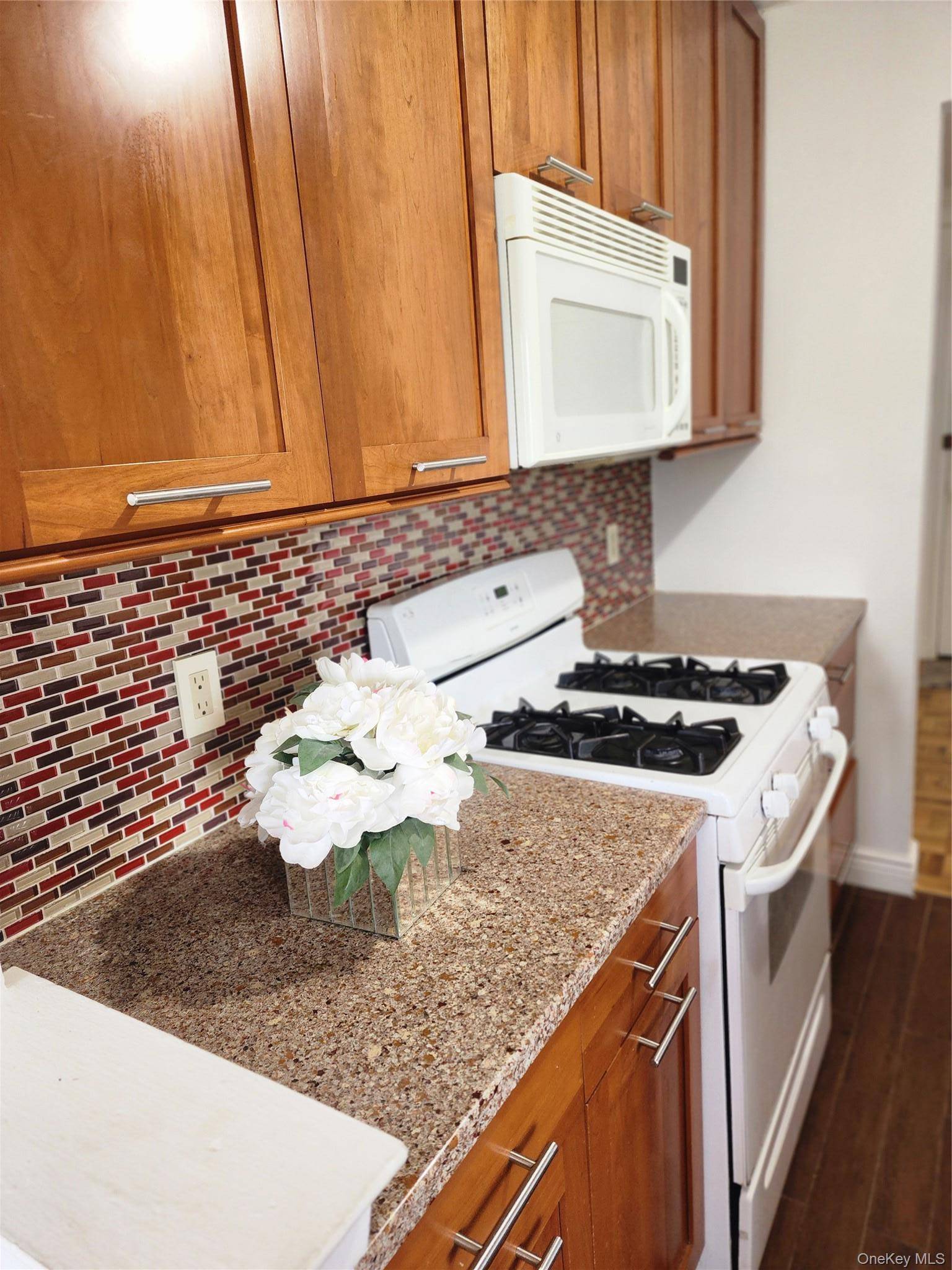2 Bedroom Apartment for Sale in Scarsdale - New York - USA - 1